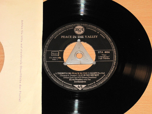 Elvis presley peace in - elvis, the